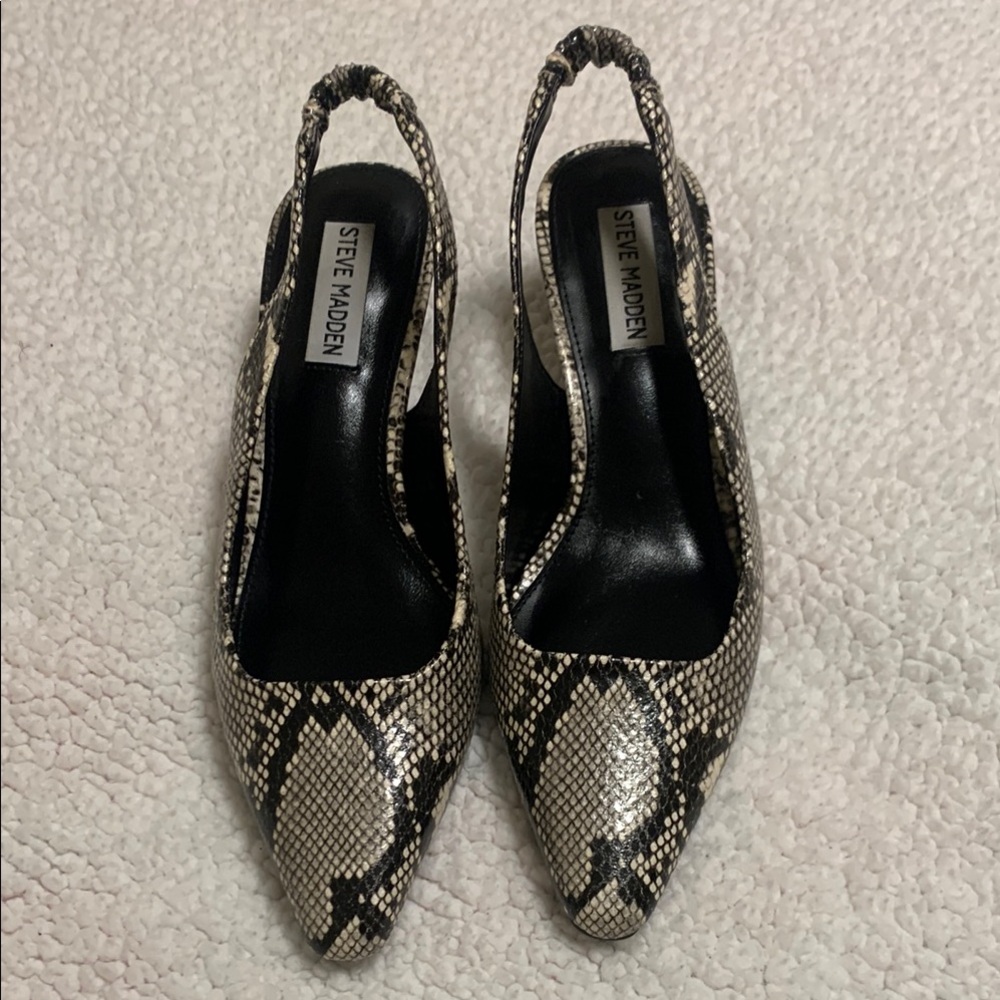 Steve Madden Black and Cream Heels with Snakeskin Pattern